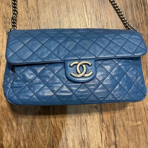 Chanel bag - Picture 3 of 11